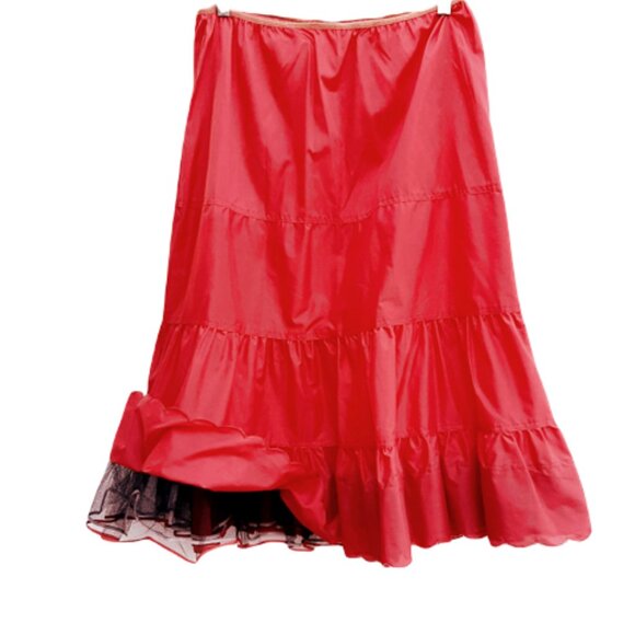1950s True Vintage Bright Red Half Slip With A Ruffle And Black Under Netting L - Picture 1 of 5